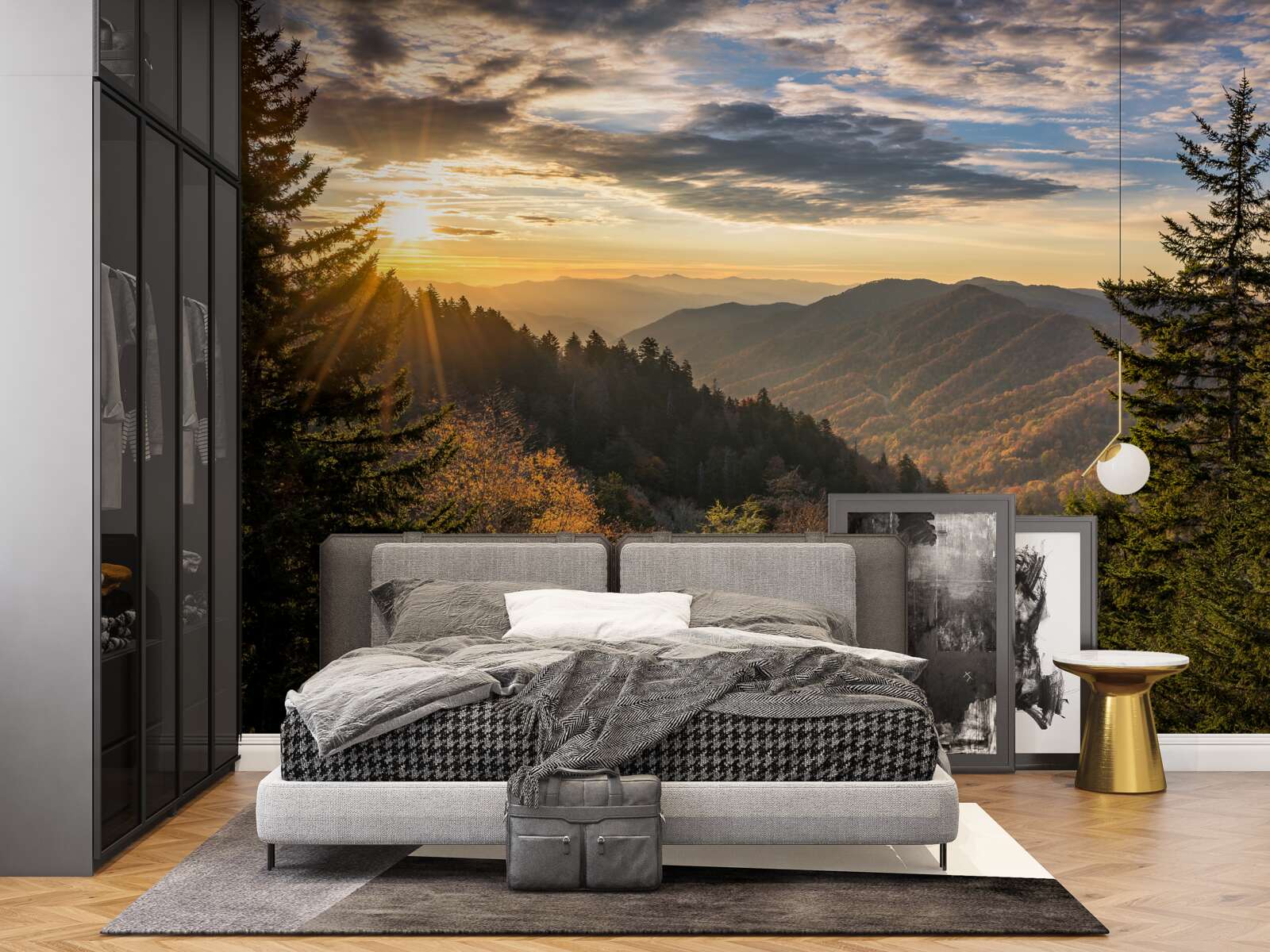 Fototapet apusul soarelui peste vârfurile munților