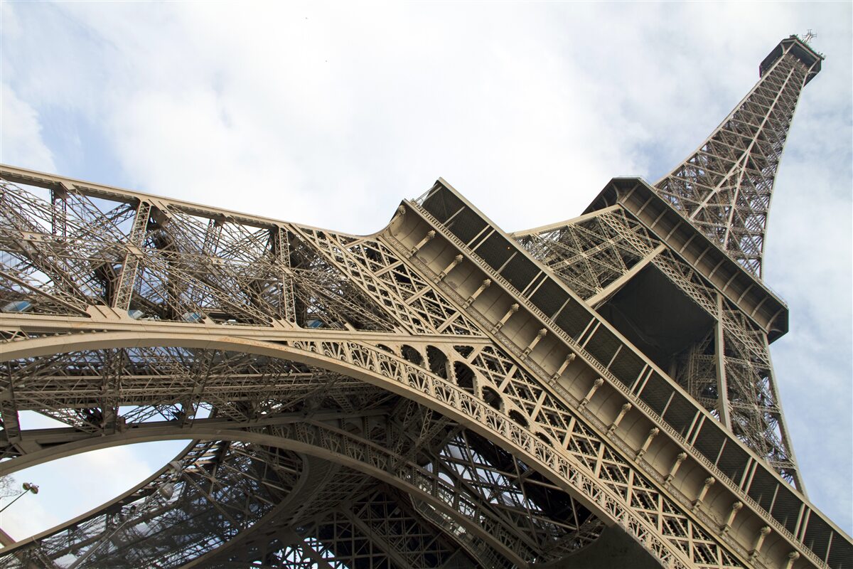Fototapet uitându-mă la turnul Eiffel