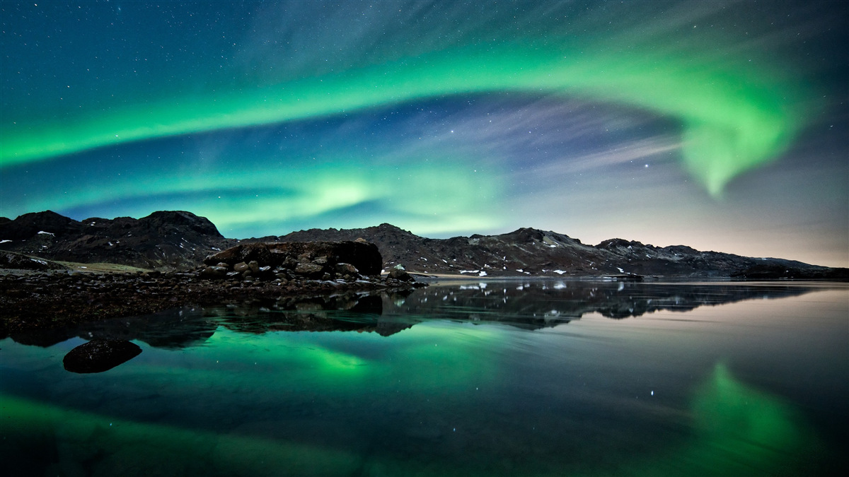 Fototapet lac în aurora boreală
