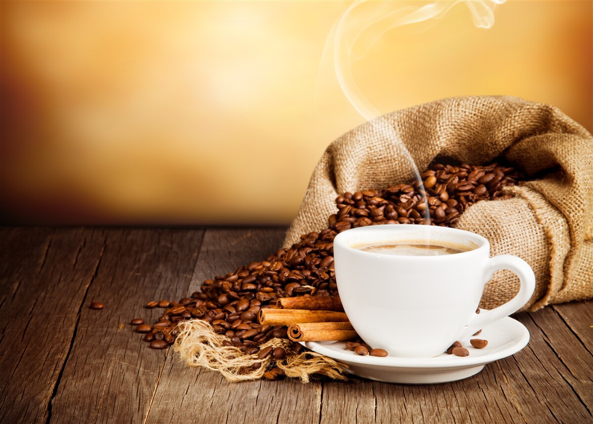 Fototapet o ceașcă de cafea energizantă și aromată