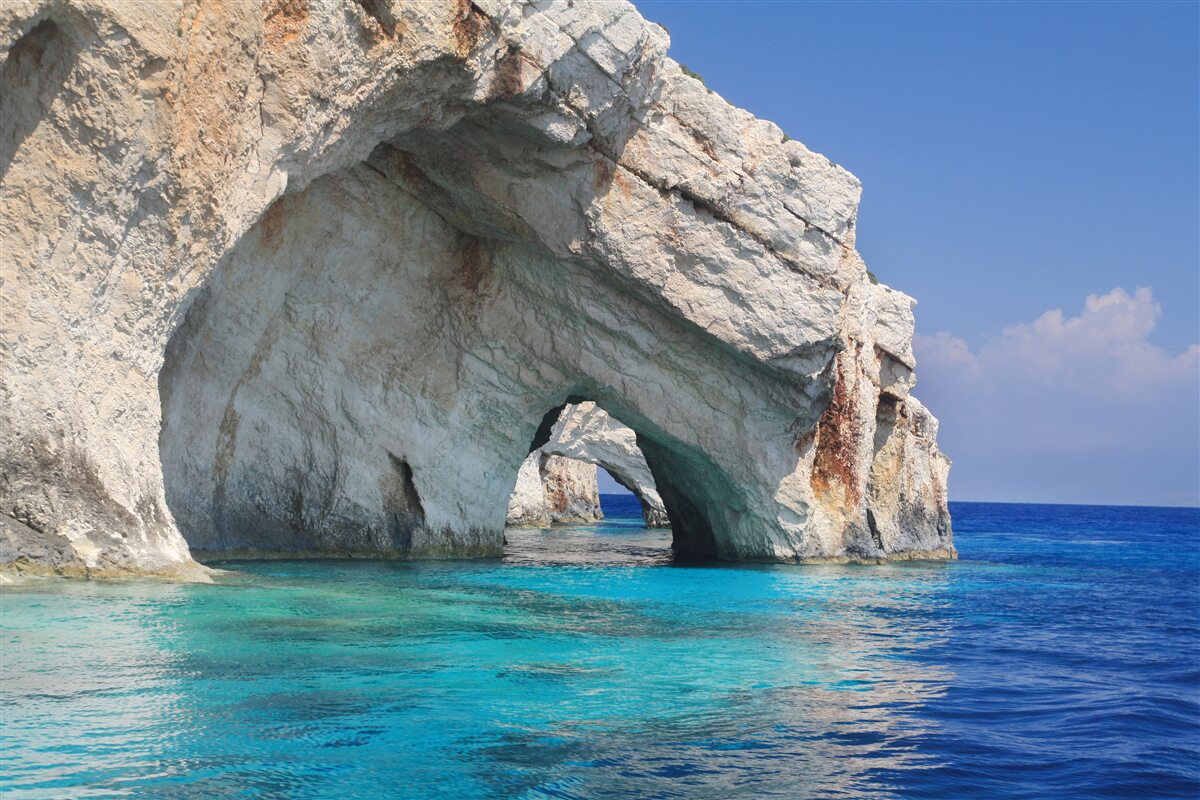 Fototapet stânci lângă ocean