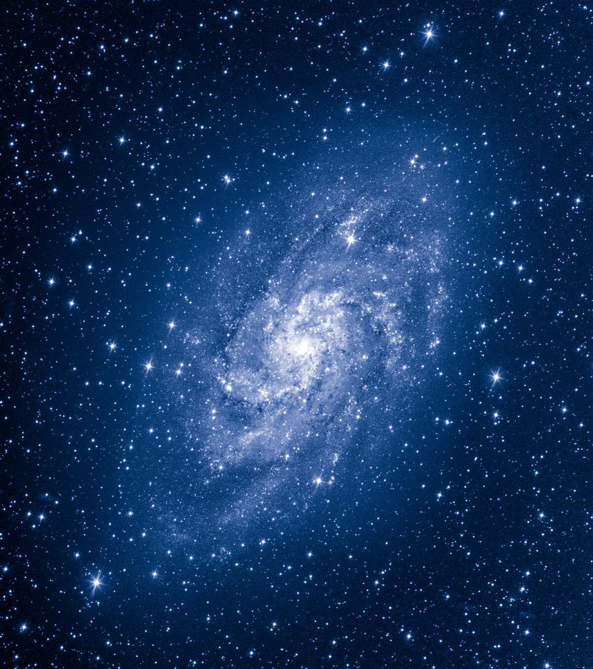Fototapet o galaxie în spațiul înstelat