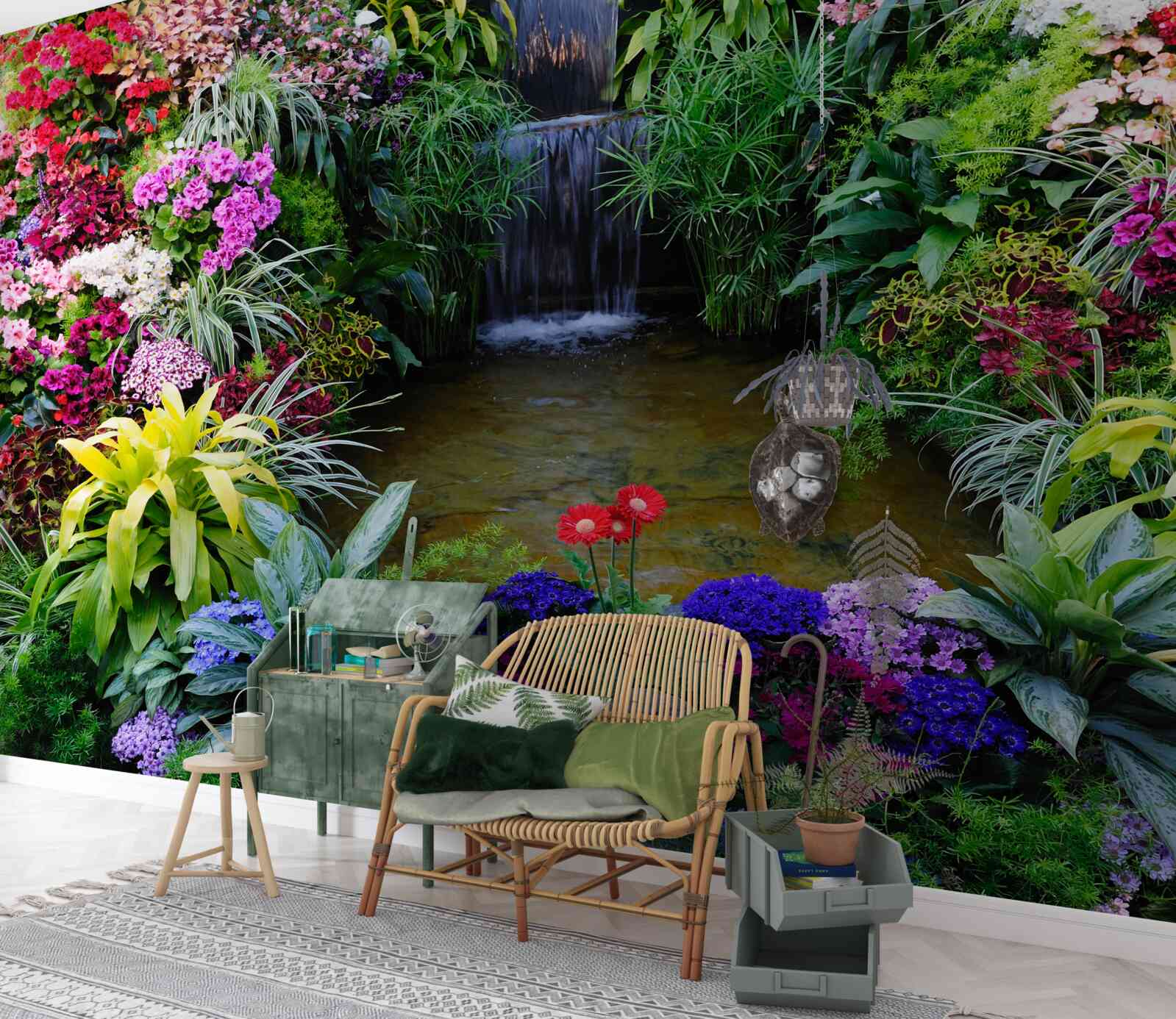 Fototapet flori tropicale lângă o cascadă de munte