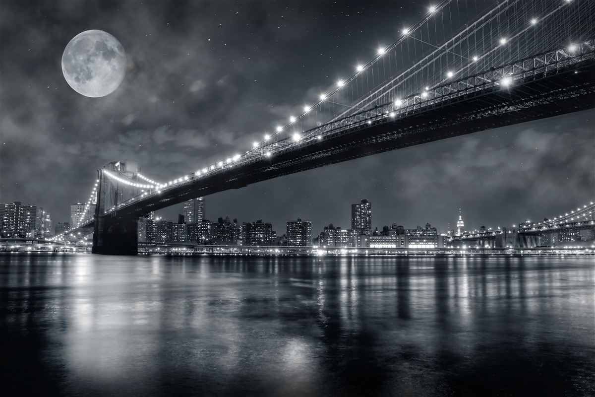 Fototapet noaptea și podul manhattan luminat