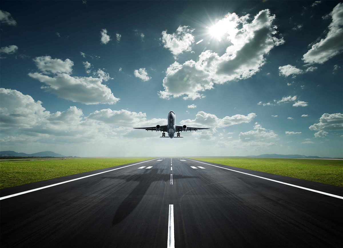 Fototapet aeronava decolează de pe pistă