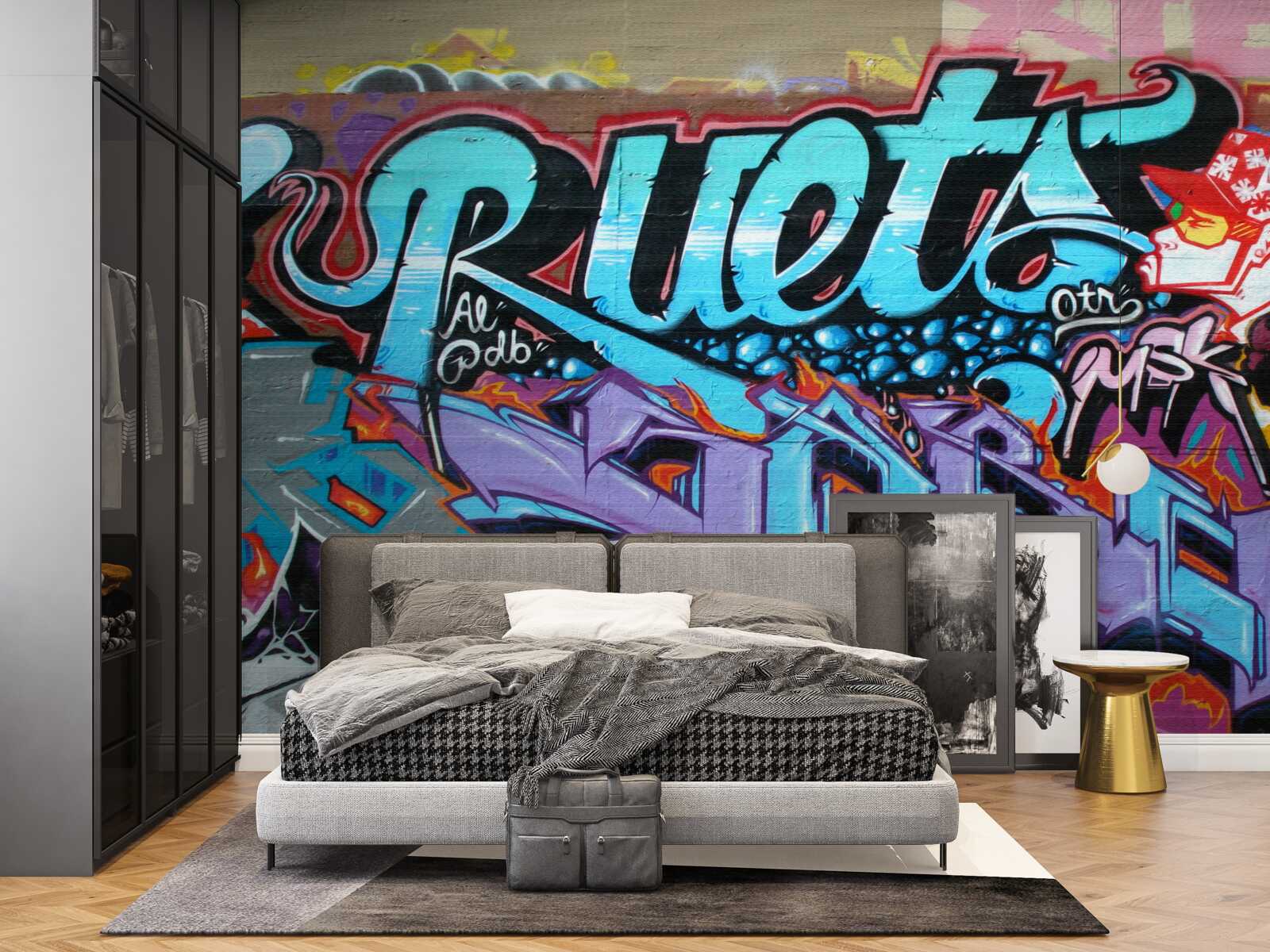 Fototapeta Ściana ozdobiona jasnym graffiti